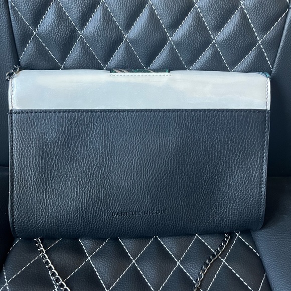 Danielle Nicole Slytherin Uniform Clutch - Picture 2 of 4